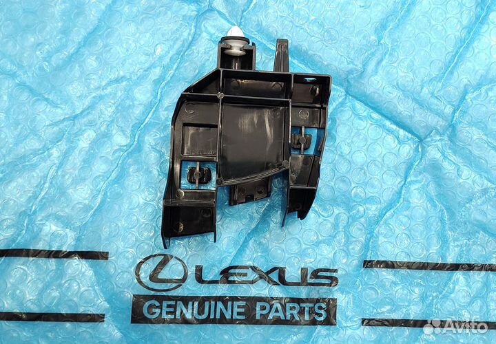 Крепление левого фонаря Lexus Gx 460 Оригинал NEW