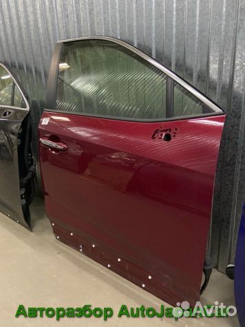 Передняя правая дверь 2018- Toyota RAV4 XA50