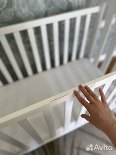 Детская кроватка, матрас и натяжные простыни