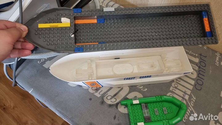 Каркас от лодки и спасательной шлюпки Lego