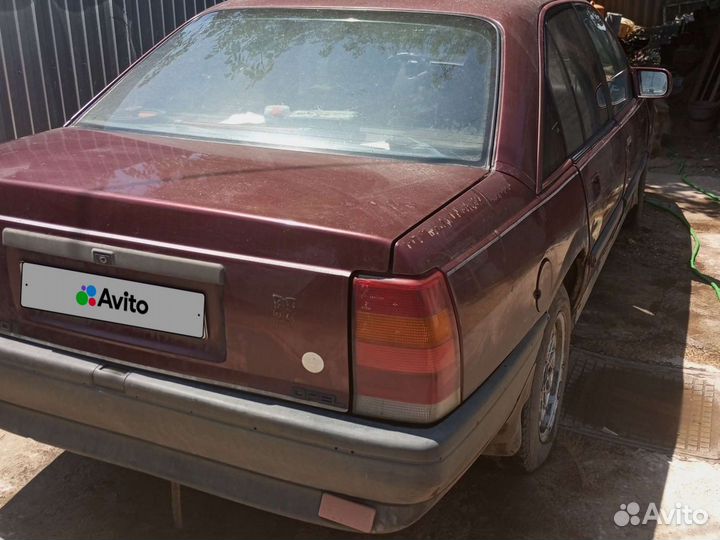 Opel Omega 2.0 МТ, 1989, 300 000 км