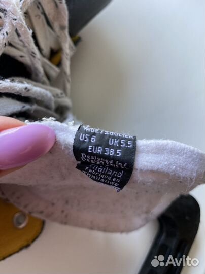 Коньки хоккейные