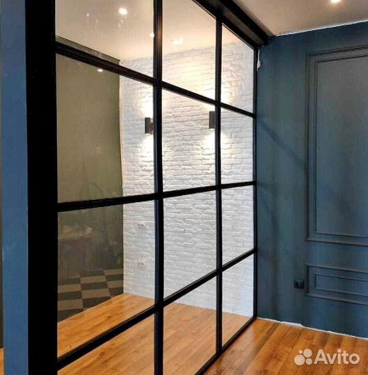 Раздвижная перегородка с матовым стеклом