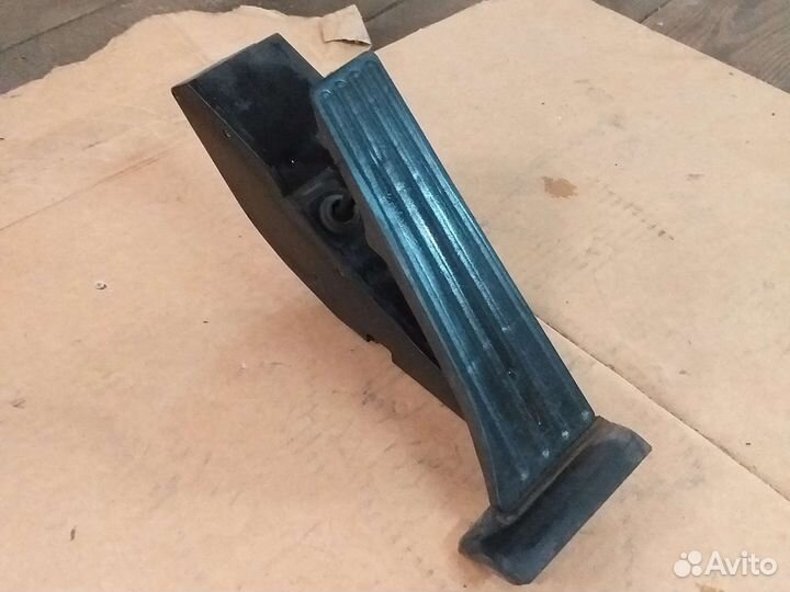 Педаль газа bmw х 5 е53