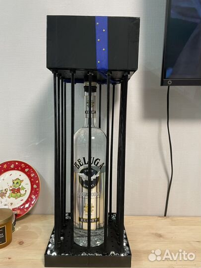 Клетка для бутылки с гайками