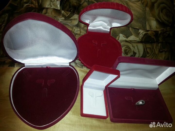 Футляр для набора ювелирных изделий (бархатный)