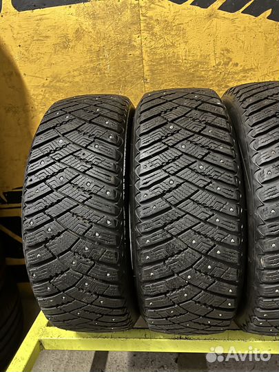 Goodyear Ultragrip Ice Arctic 205/60 R16