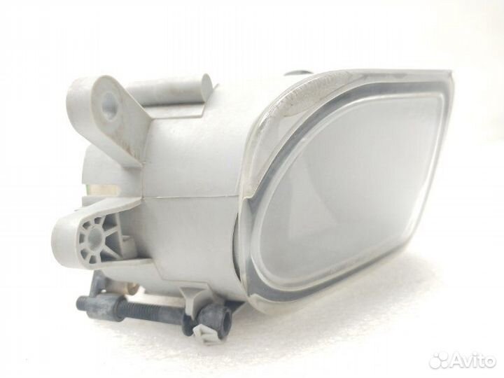 Фара противотуманная передняя правая Volvo V50 1