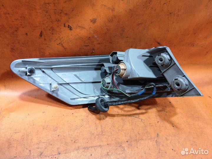 Фонарь правый Honda Odyssey RB3