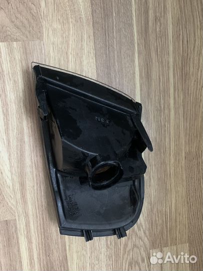 Указатель поворота правый Ниссан Санни FB15