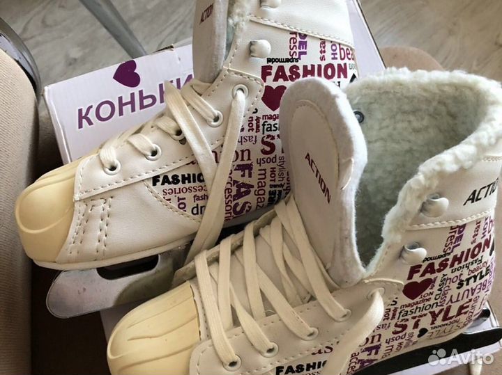 Коньки для девочки двухполозные р.32