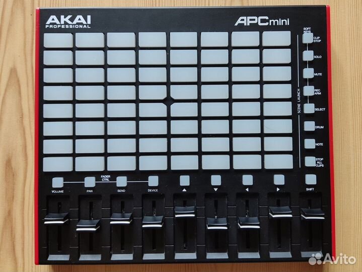 Midi контроллер akai apc mini mk2