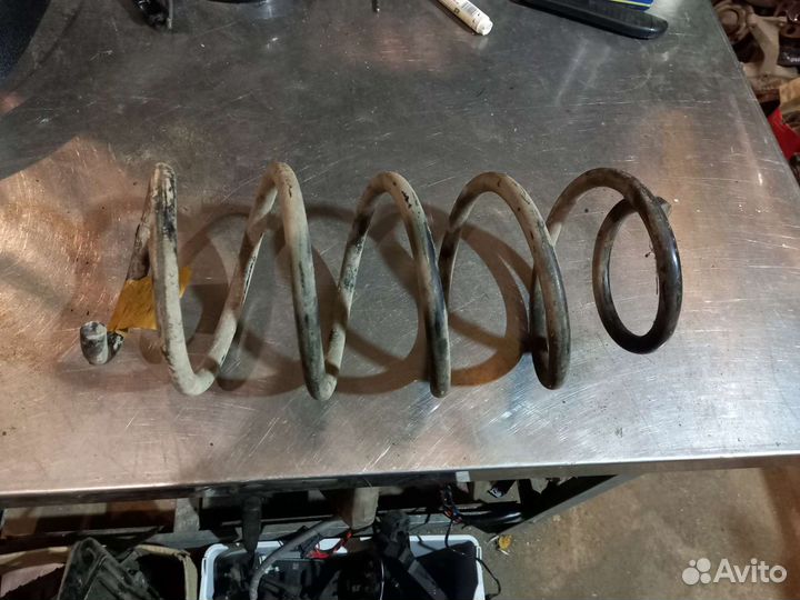 Пружина задняя Ford Fusion