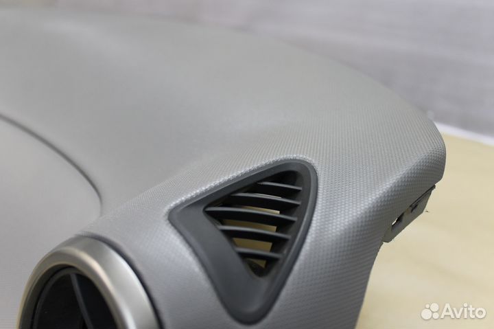 Торпедо Chevrolet Aveo T300 панель приборов