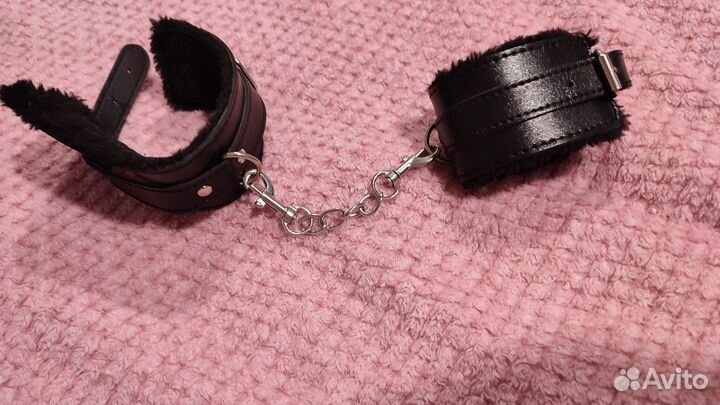 Наручники для игр