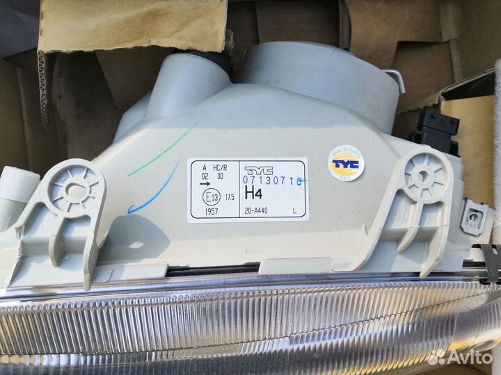 Фара левая Saab 9-3 (98-03)