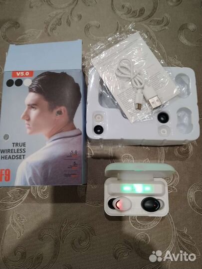 Беспроводные наушники новые