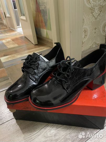 Полуботинки нат.кожа новые 37 р