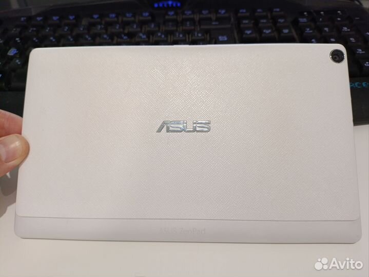 Планшет Asus ZenPad P024 16 Gb