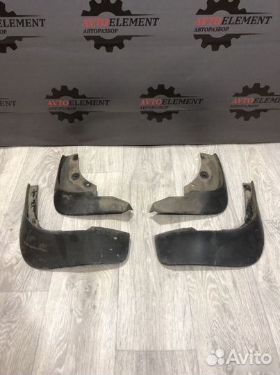 Брызговики Nissan Terrano 3 d10