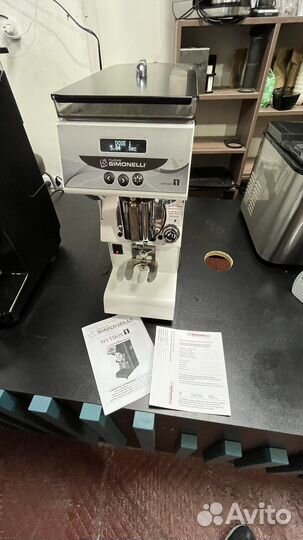 Кофемолка mythos 1 с документами