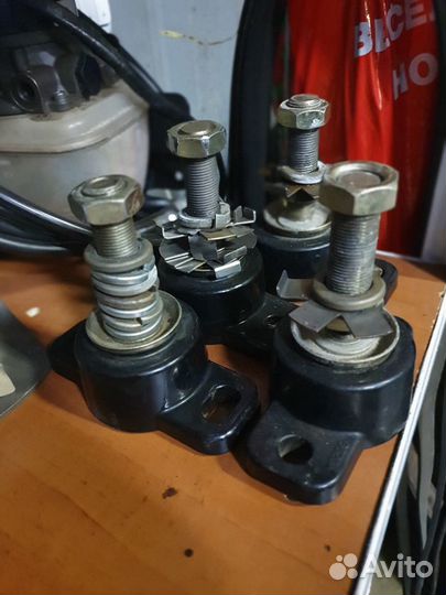 Подушка двигателя mercruiser 66284A2