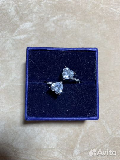 Swarovski кольцо 18,5