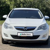 Opel Astra 1.4 AT, 2012, 132 000 км, с пробегом, цена 835 000 руб.