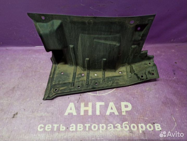 Брызговик передний левый Mitsubishi Outlander Xl