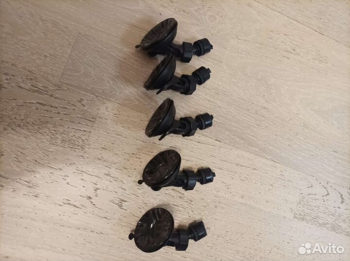 Держатель видеорегистратора на присоске