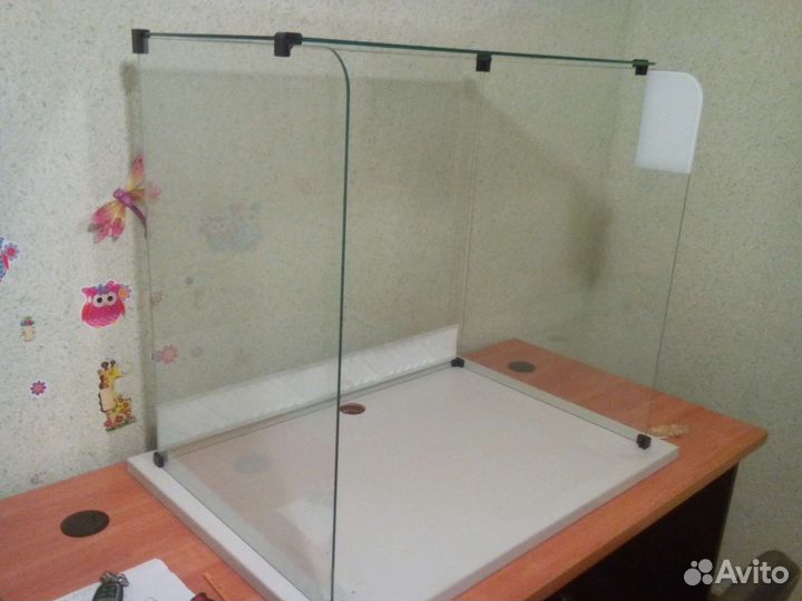 Стеклянный куб