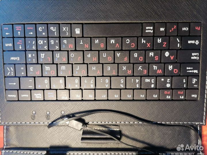 Чехол для планшета с клавиатурой