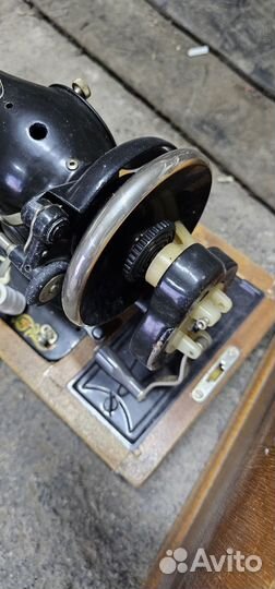 Швейная машина