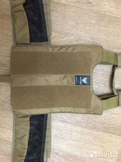 Бронежилет wartech