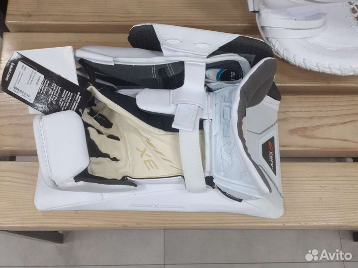 Вратарские блин ловушка bauer S21 3x int reg wht