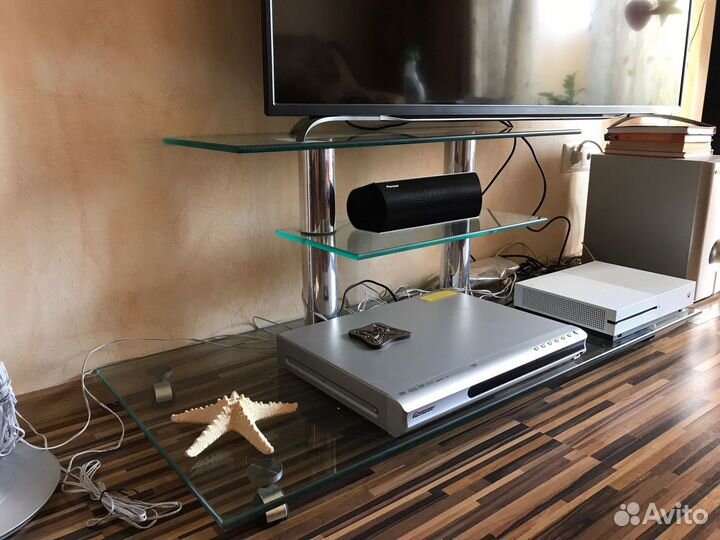 Стеклянная подставка