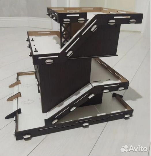 Парковка для машинок деревянный и кукольный домик