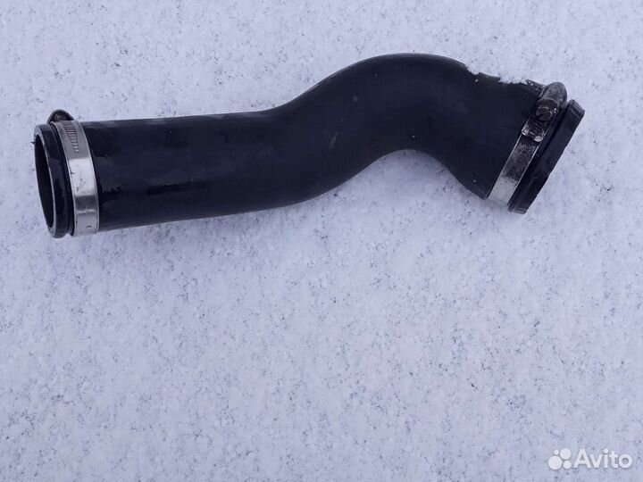 Mercedes W 901 патрубок интеркулера