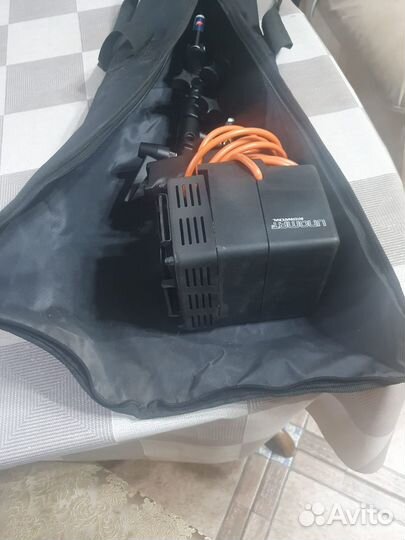 Зонтик и прожектор