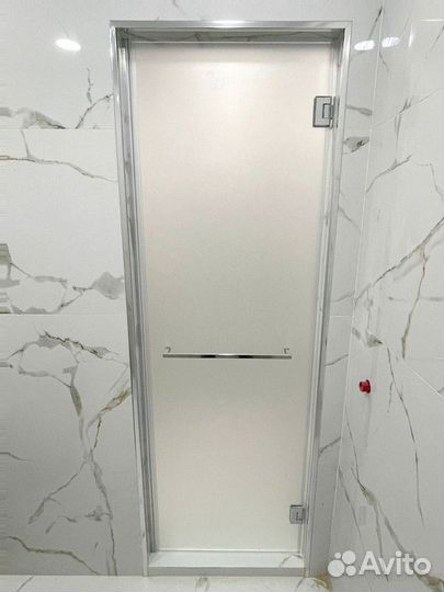 Стеклянная дверь на заказ от 3 дней