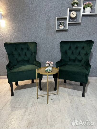 Кресло в велюре