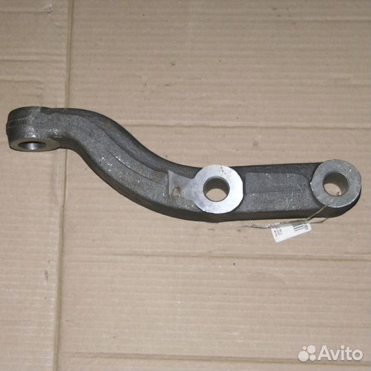 Рычаг поворотного кулака маз-64221 правый