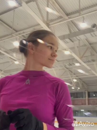 Тренер по фигурному катанию