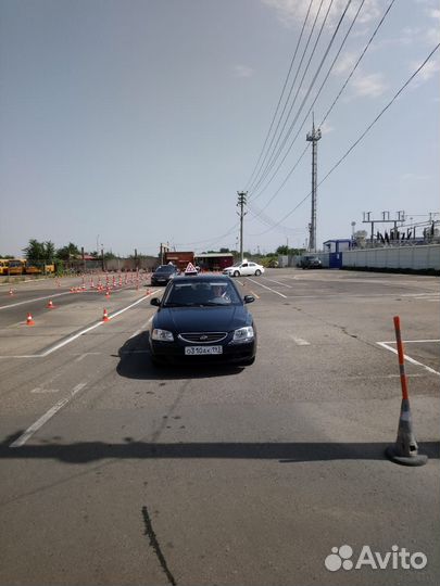 Автоинструктор женщина на акп