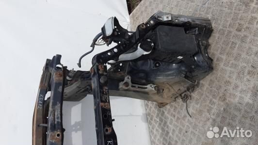 Передняя панель крепления облицовки (телевизор) to