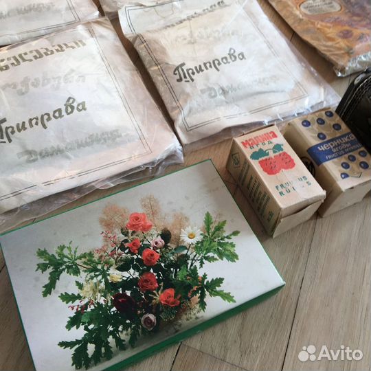 Коробка, этикетки от продуктов питания СССР