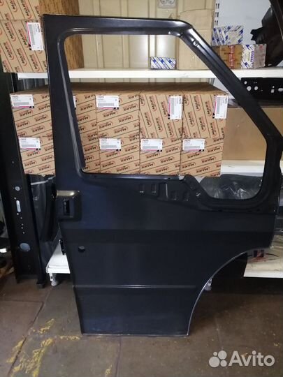 Панель передней двери Ford Transit c 2006