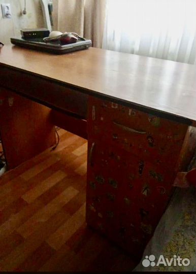 Офисная мебель школьный стол