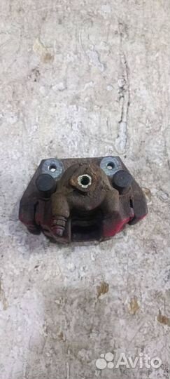 Суппорт задний левый бмв