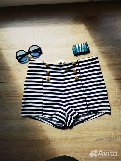 Летние шорты в полоску 44, 46 M